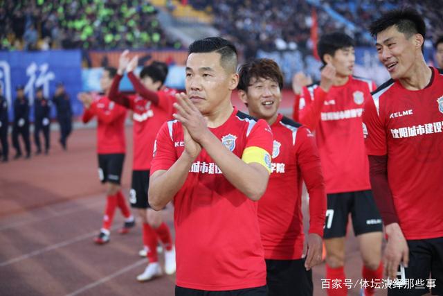 约基奇35+22+17掘金力克国王 雄鹿大胜热火