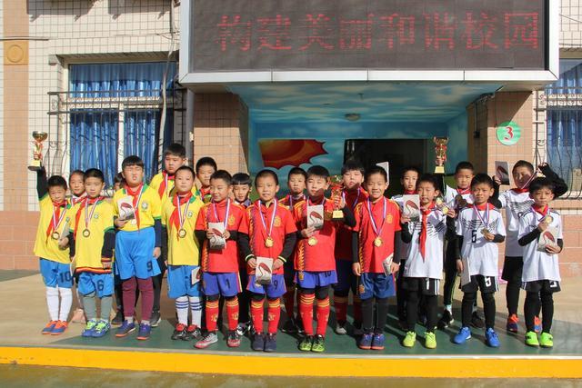 郭艾伦谈伤情:第一次拉伤没当回事 复出着急了